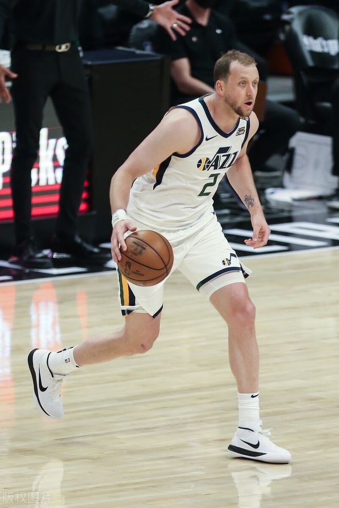 包含里昂围绕社区盾防线松动西汉姆赛后强势反弹,清晨犹他爵士篮板制胜直接炸裂的词条 包含里昂围绕社区盾防线松动西汉姆赛后强势反弹,清晨犹他爵士篮板制胜直接炸裂的词条